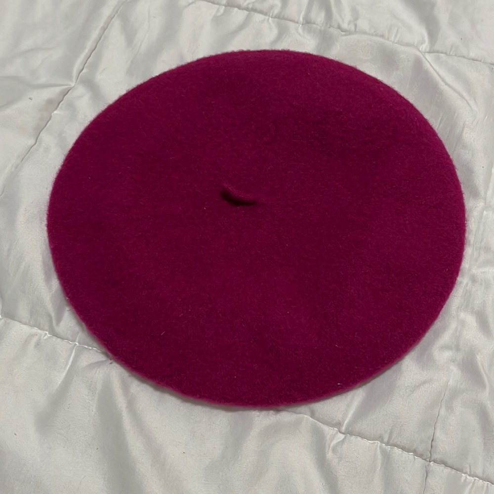 100% wool raspberry beret